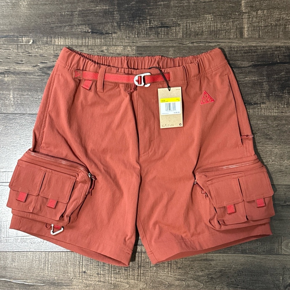 Nike ACG Cargo Shorts Dark Rust Redstone Size S
